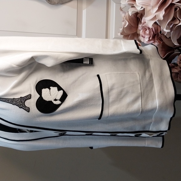 Nwt Xl &LARGE Karl Lagerfeld White Cardigan with Black Accents - Picture 15 of 16